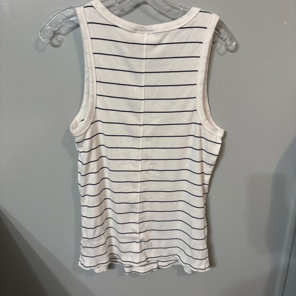 Universal Thread Tank Top‎ White Black Striped Shirt Scoop Neck (Women's 2XL) - Picture 2 of 3